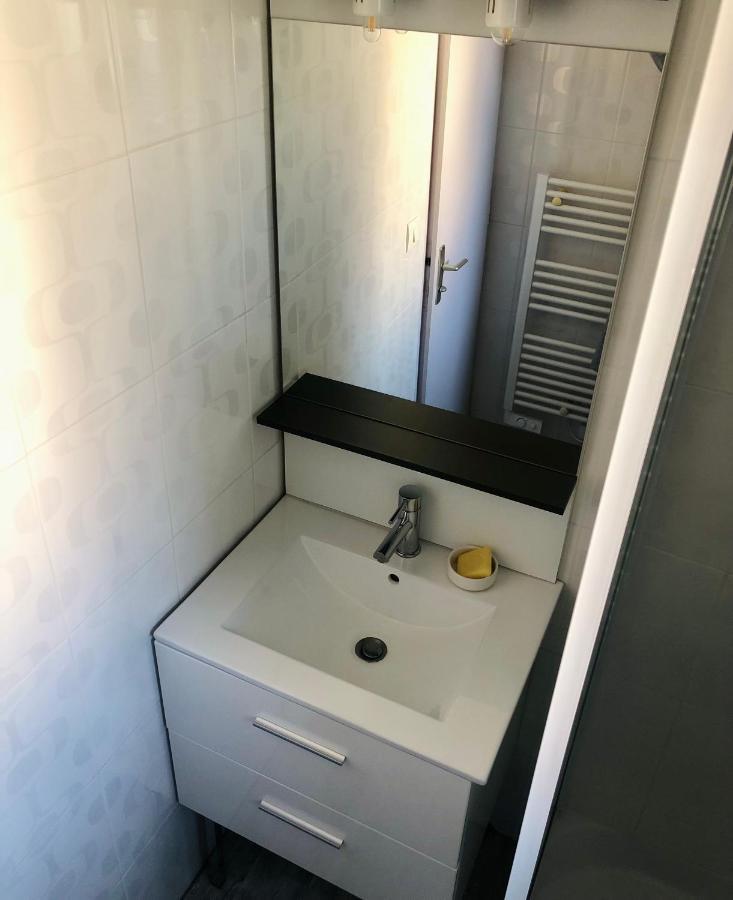 Appartement Duplex Lumineux Idealement Situe Ares Eksteriør bilde